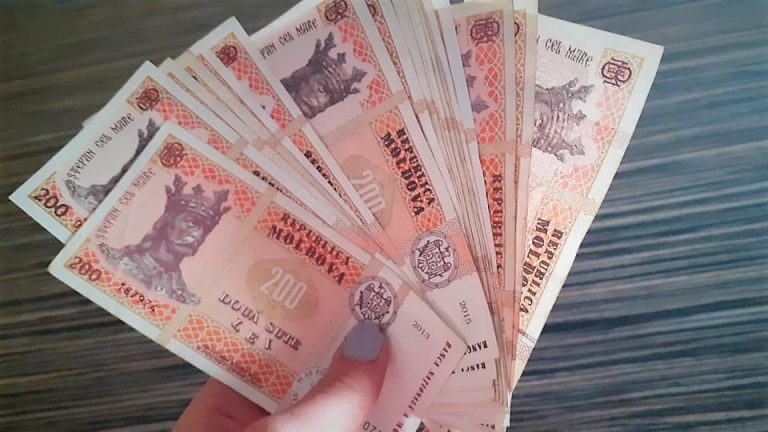 (Видео) Пособие медработникам в размере 16 тысяч леев будет выплачиваться до декабря текущего года