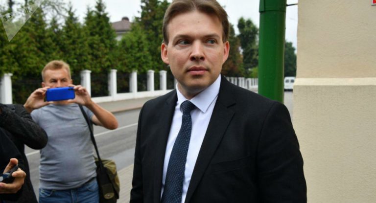 Члену президиума КС Беларуси Максиму Знаку продлили арест до 9 января