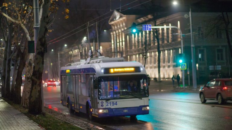 PAS просят вернуть ночные маршруты в Кишиневе. Они подали петицию в примарию