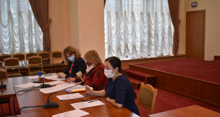 Продажи госимущества во время предвыборной кампании. Земельный участок площадью 71 акр продан более чем за миллион евро