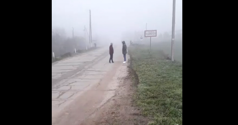 На мосту между селами Сэнэтэука и Каменка разбросали острые металлические предметы. Есть пострадавшие
