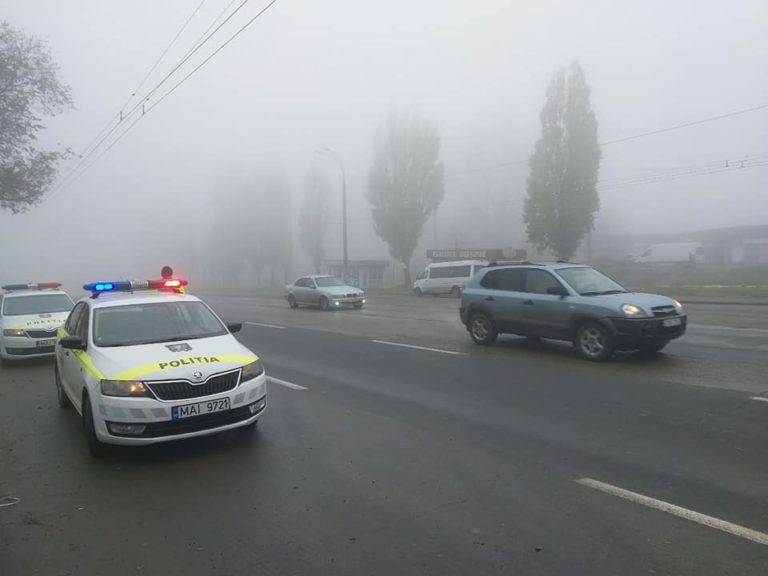 Водители продолжают нарушать ПДД. В Молдове за выходные оштрафовали около 600 человек