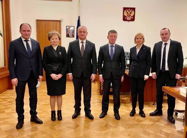 (ФОТО) Гречаный, Бэтрынча, Чебан, Влах и Додон в Москве. С кем они встречаются и что обсуждают?