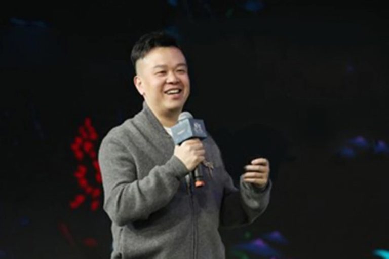В Китае от отравления умер миллиардер Линь Ци — продюсер сериала для Netflix и разработчик стратегии по «Игре престолов»