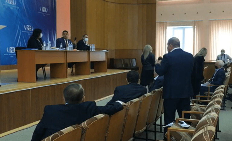 «Гуляем и продаем имущество». Депутаты НСГ третье заседание подряд обсуждают бюджет Гагаузии на 2021 год