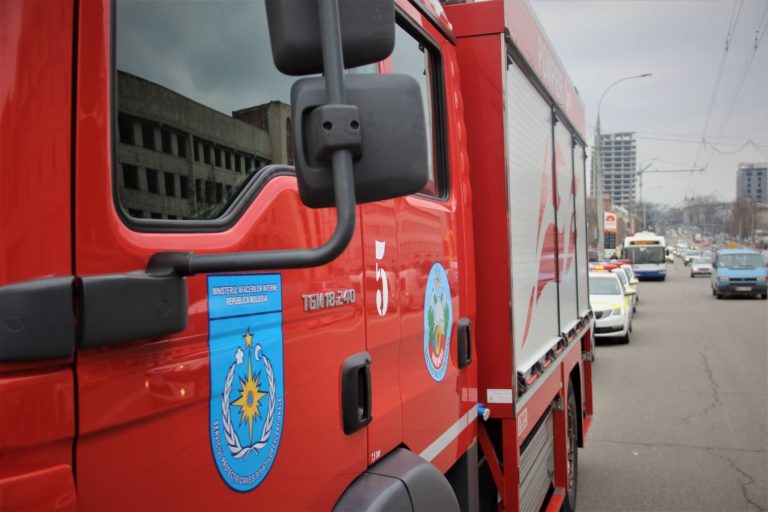 Почти 9 тысяч леев потрачено впустую. Вызов, на который прибыли пожарные, оказался ложным
