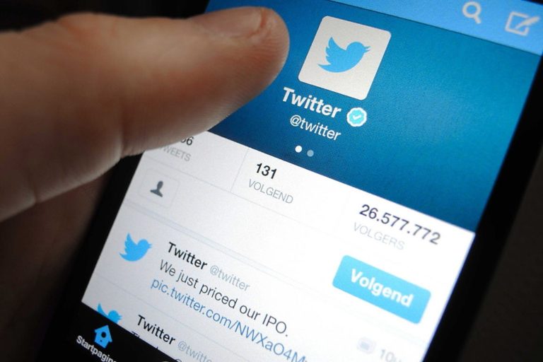 Twitter удалил более 70 тысяч аккаунтов, распространяющих теорию заговора QAnon