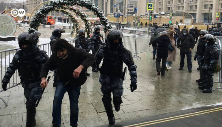 Протесты в поддержку Навального 31 января: по всей России идут задержания