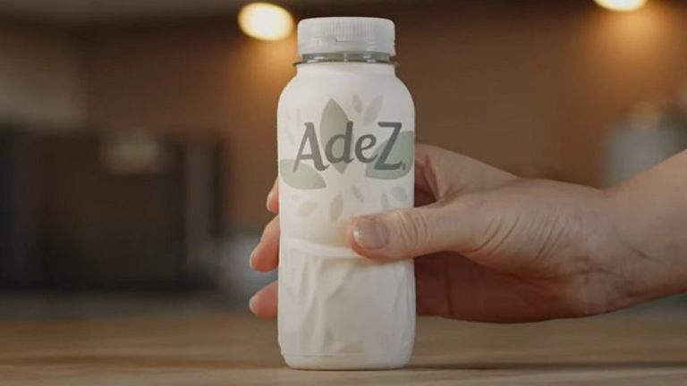 Coca-Cola тестирует первую бумажную бутылку. Сможет ли компания отказаться от пластика?