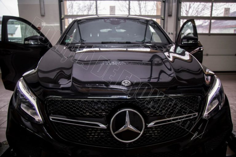 Mercedes-Benz за 1,2 млн. был найден в Молдове с поддельными опознавательными знаками