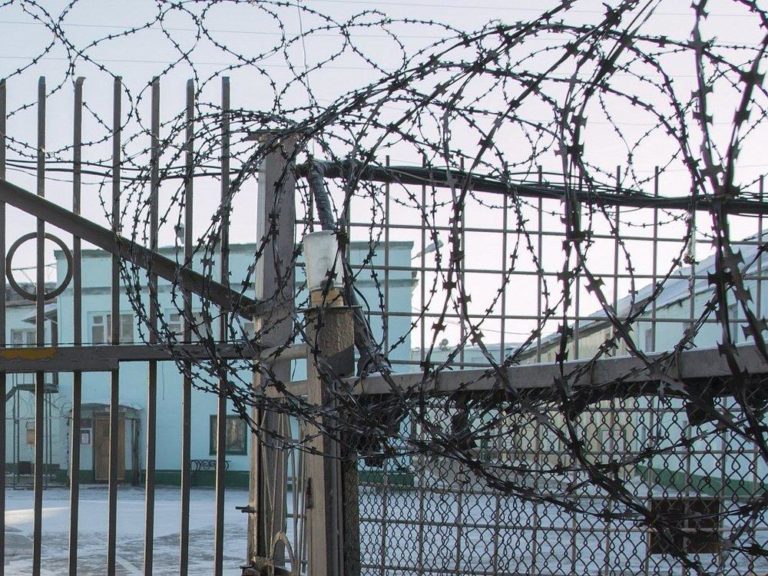 В одной из тюрем Молдовы произошла драка между заключенными. Один из них в тяжелом состоянии