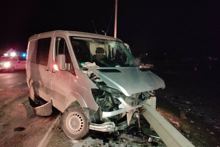 (Фото) ДТП с участием двух автомобилей: один человек погиб, 5 доставлены в больницу