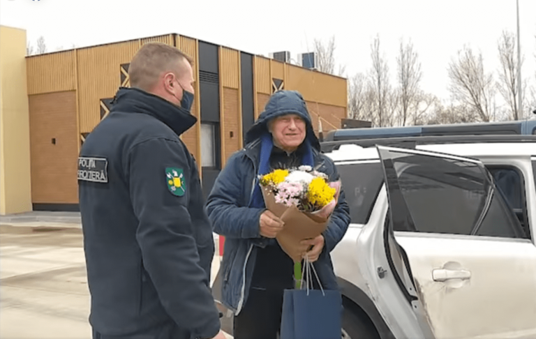 Евгения Догу поздравили с Днем рождения на границе страны