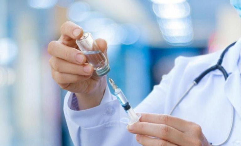 Советник президента заявила, что некоторые люди за деньги привились Pfizer в Молдове, а врачам вакцина не досталась