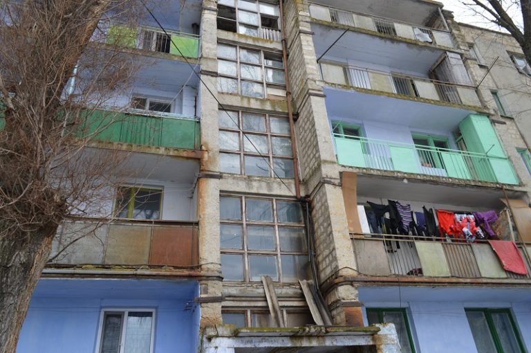 Жители разрушенного многоквартирного дома в Буджаке получат компенсации от правительства