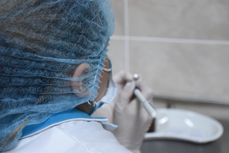 Двое пациентов с COVID-19 скончались в Гагаузии за сутки. В больницах остаются 154 инфицированных