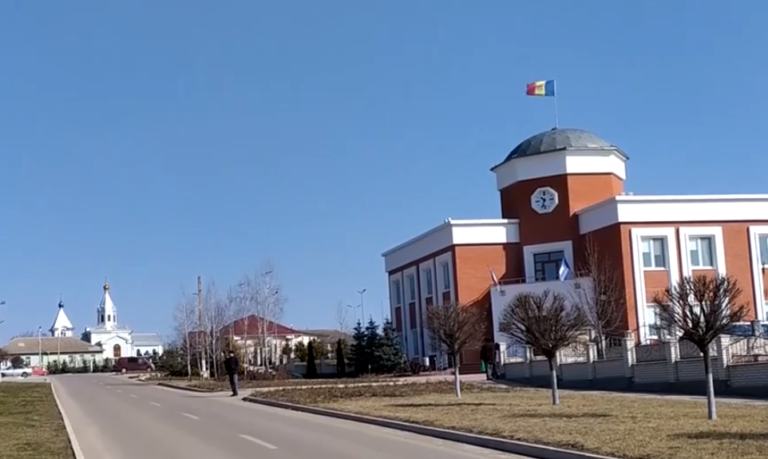 (ВИДЕО) Как в селах Гагаузии информируют жителей о способах сбережения энергии