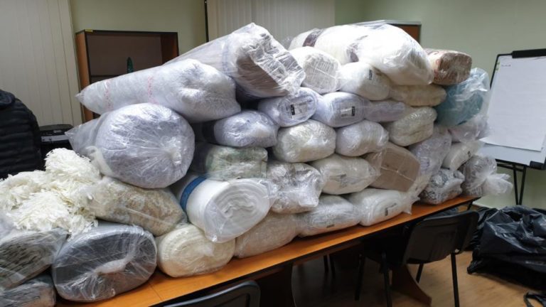 Двое граждан РМ попытались незаконно ввести товар на сумму более 250 тысяч лей