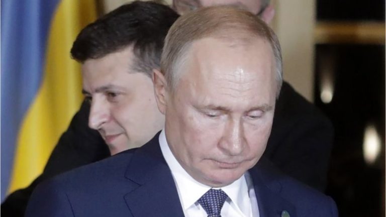 Киев: Зеленский запросил переговоры с Путиным. Москва: ничего не слышали