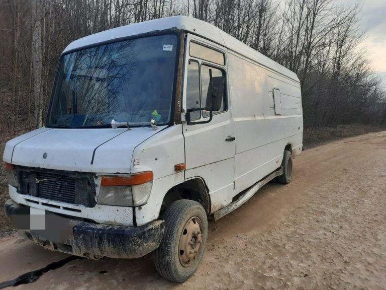 Авария в Страшенах: чтобы спастись пассажирам нужно было выпрыгнуть из машины, один погиб