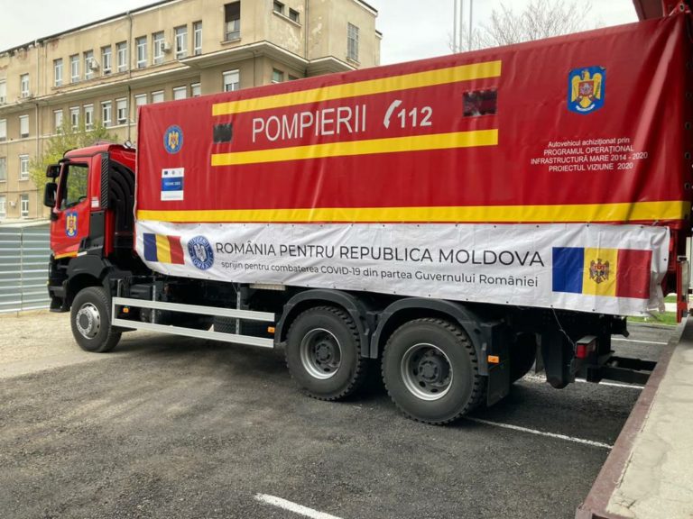 (Фото) 132 000 доз вакцины от COVID-19 в пути. Румыния отправила еще одну партию AstraZeneca в Кишинев