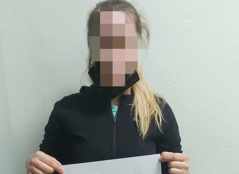 В Италии нашли 27-летнюю гражданку Молдовы, подозреваемую в торговле людьми. Ее экстрадировали и арестовали