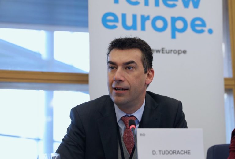 Докладчик Европейского парламента по Молдове о роспуске парламента: «Политическая блокировка может закончиться»
