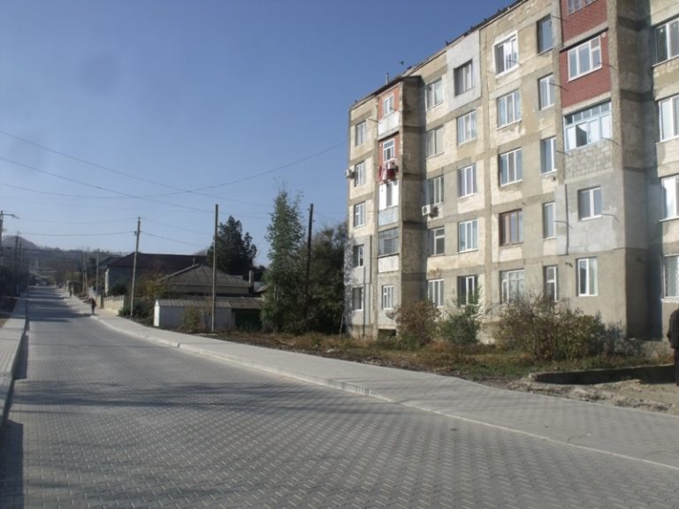 Примария Чадыр-Лунги заплатит по 25 тыс. ассоциациям жильцов многоэтажных домов. На какие цели потратят деньги?