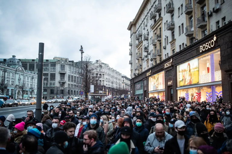 Протесты в России: Более 1500 задержанных, 805 в Санкт-Петербурге