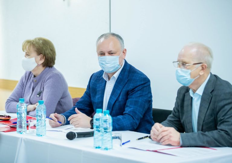 Социалисты требуют отставки Майи Санду. Они обвинили ее в «антинациональном и антиконституционном заговоре»