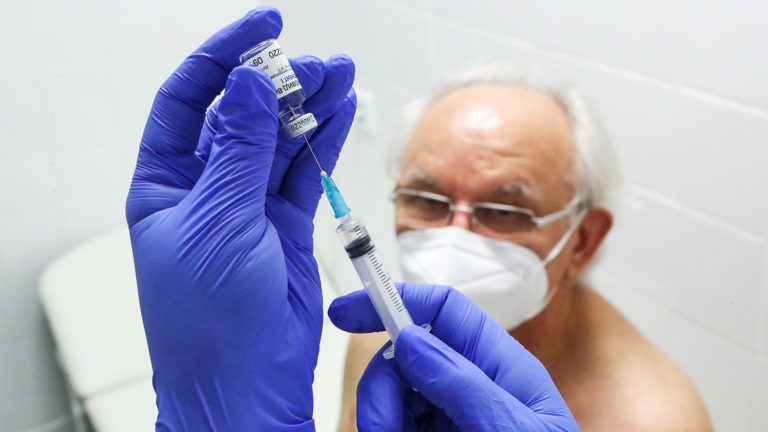 В Тараклии любой желающий может получить вакцину от коронавируса