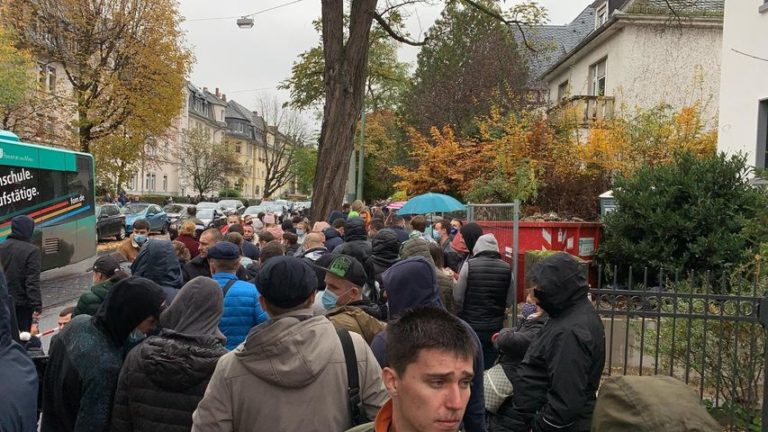 Более 80 000 граждан Молдовы за границей зарегистрировались для участия в выборах 11 июля