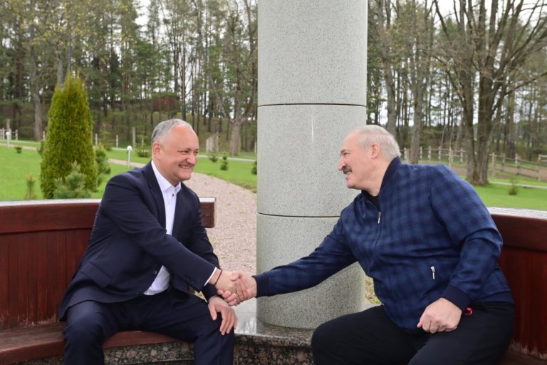Социалисты обеспокоились, что Молдова может присоединиться к санкциям против режима Лукашенко