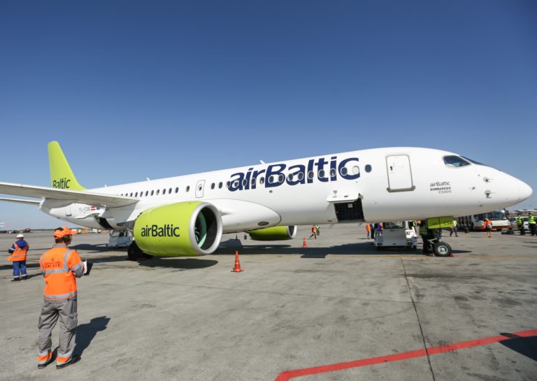 AirBaltic отказалась от полетов над Беларусью