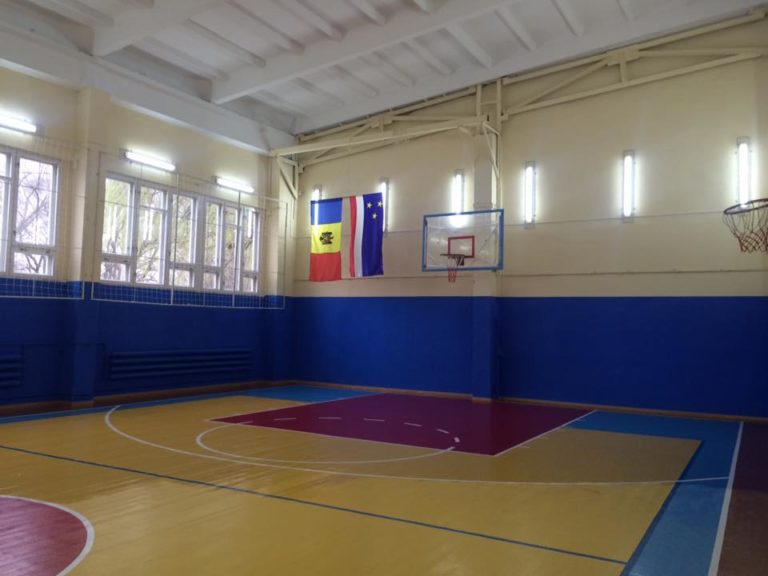 Исполком ликвидировал Региональный молодежный центр