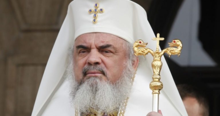 Патриарх Даниил призвал к вакцинации против Covid-19. «Мы надеемся снова посылать паломников к святым местам»