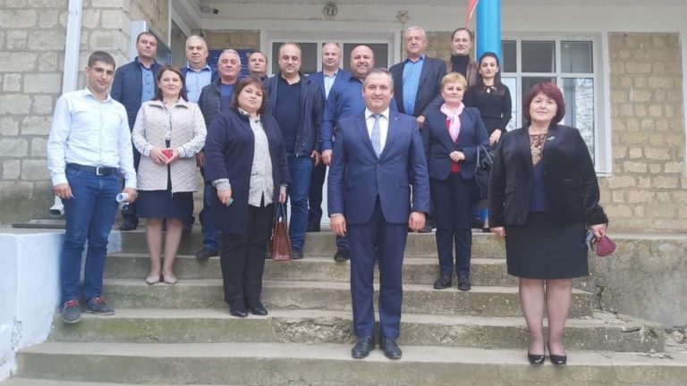 (DOC) Союз примаров Гагаузии призвал башкана вернуть бюджет на доработку: Разработчики Закона о бюджете Гагаузии решили сократить дефицит за счет бюджетов примэрий автономии
