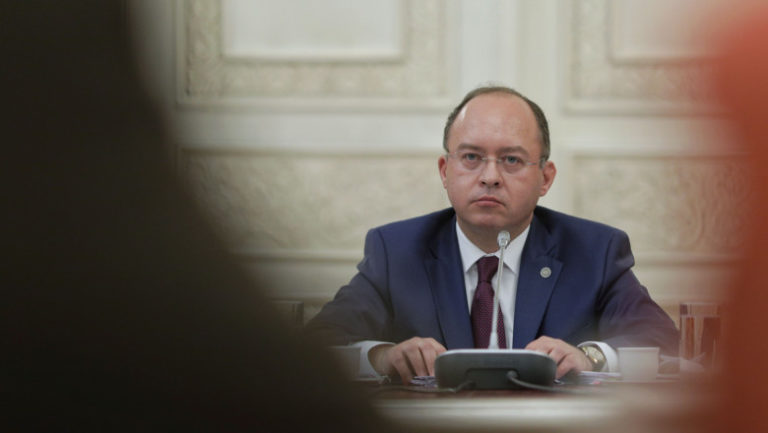 Глава румынского МИДа: Мы будем внимательно следить за тем, как проходят выборы в Республике Молдова