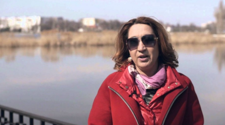 Советница мунсовета в Кишиневе от ПСРМ назвала румын «цыганами». Совет по недискриминации призывает ее извиниться