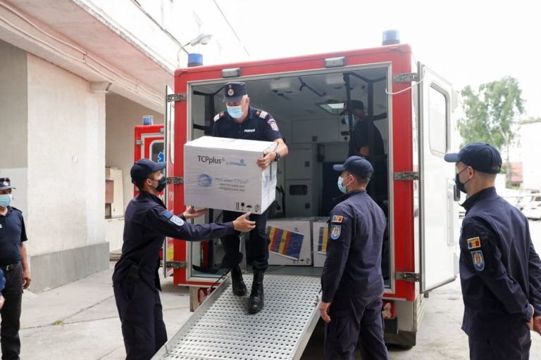 Румыния передала Молдове ещё 100 800 доз вакцины против Covid-19