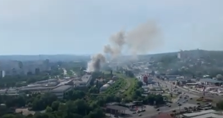 (ВИДЕО) Пожар в Кишиневе. На место выехало несколько спецмашин