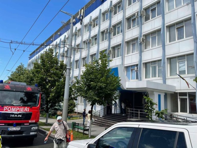 В первой половине 2021 года было зарегистрировано 27 предупреждений о взрывах