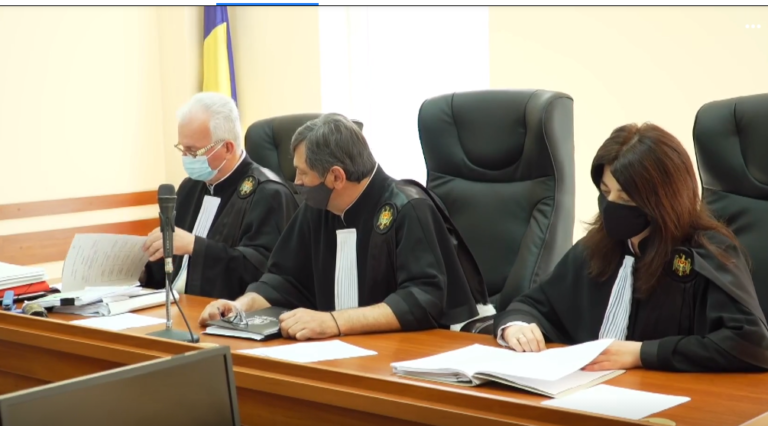 Заседание апелляционного суда, рассматривающего жалобы на ЦИК: Запрошен отвод двух судей