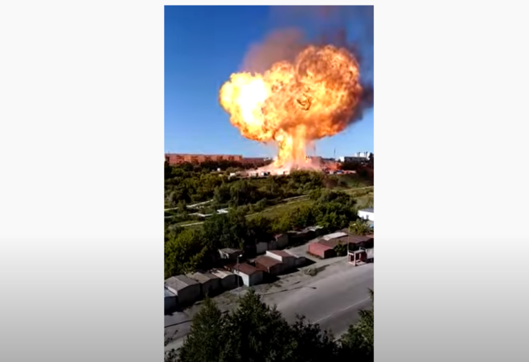(Видео) В Новосибирске на складе АЗС произошёл мощный взрыв. Число пострадавших достигло 21
