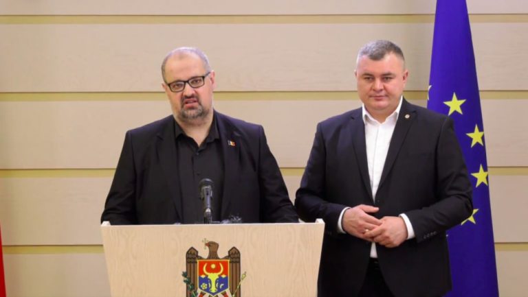 Парламентская комиссия: Чауса в багажнике авто вывез из Молдовы военный атташе посольства Украины в Кишиневе