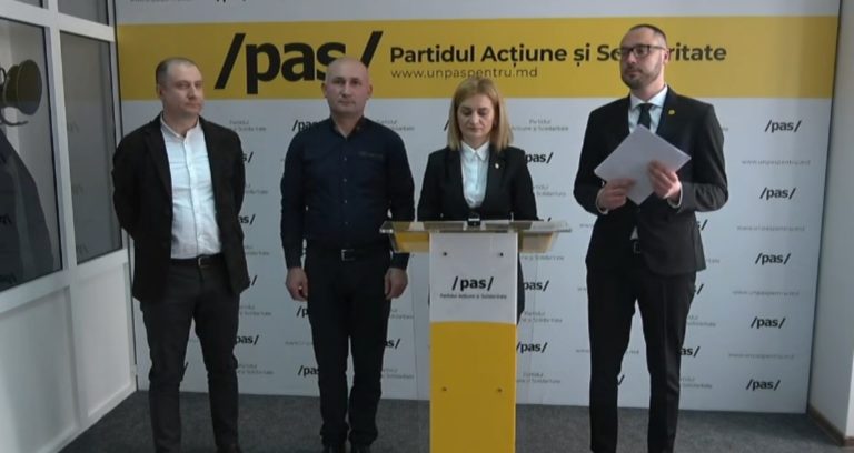Депутат PAS утверждает, что примаров из списков партии запугивают госслужащие, связанные с социалистами. Реакция ПСРМ, прокуратуры и CNA