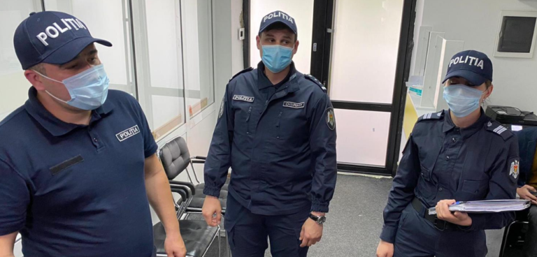 Полиция провела проверку в офисе PAS: «Мы просим Войку подтвердить законность»