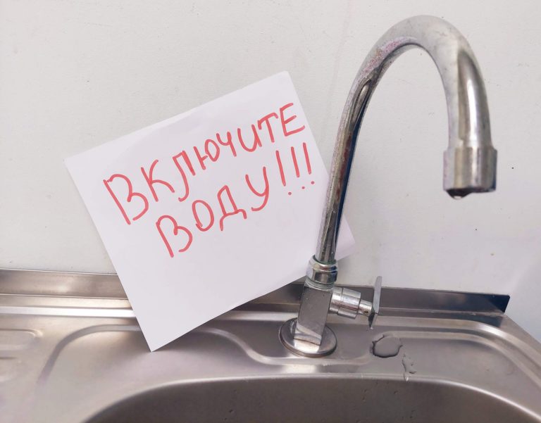 В Комрате без предупреждения отключают воду ночью. Примар: «Я не знал»