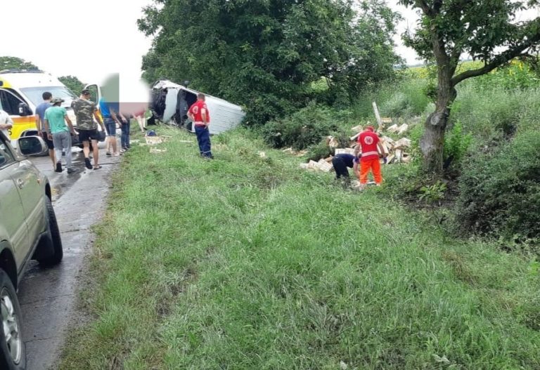 ДТП в Каушанском районе: Погиб 18-летний водитель, а 18-летний пассажир госпитализирован