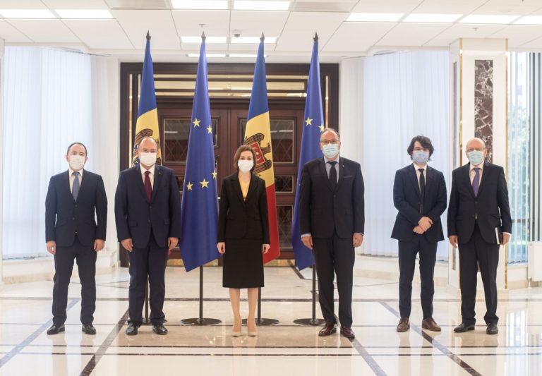 Министр иностранных дел Румынии: «Мы доверяем программе реформ, предпринятой президентом Майей Санду»